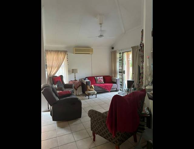 3 BEDROOM SIMPLEX FOR SALE IN BIRDSWOOD